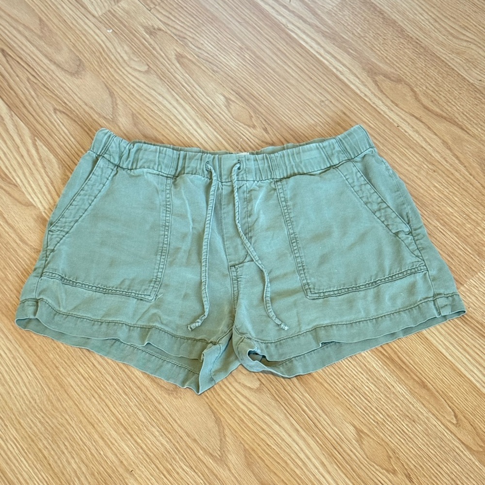 GAP Olive Women's Cargo Shorts
